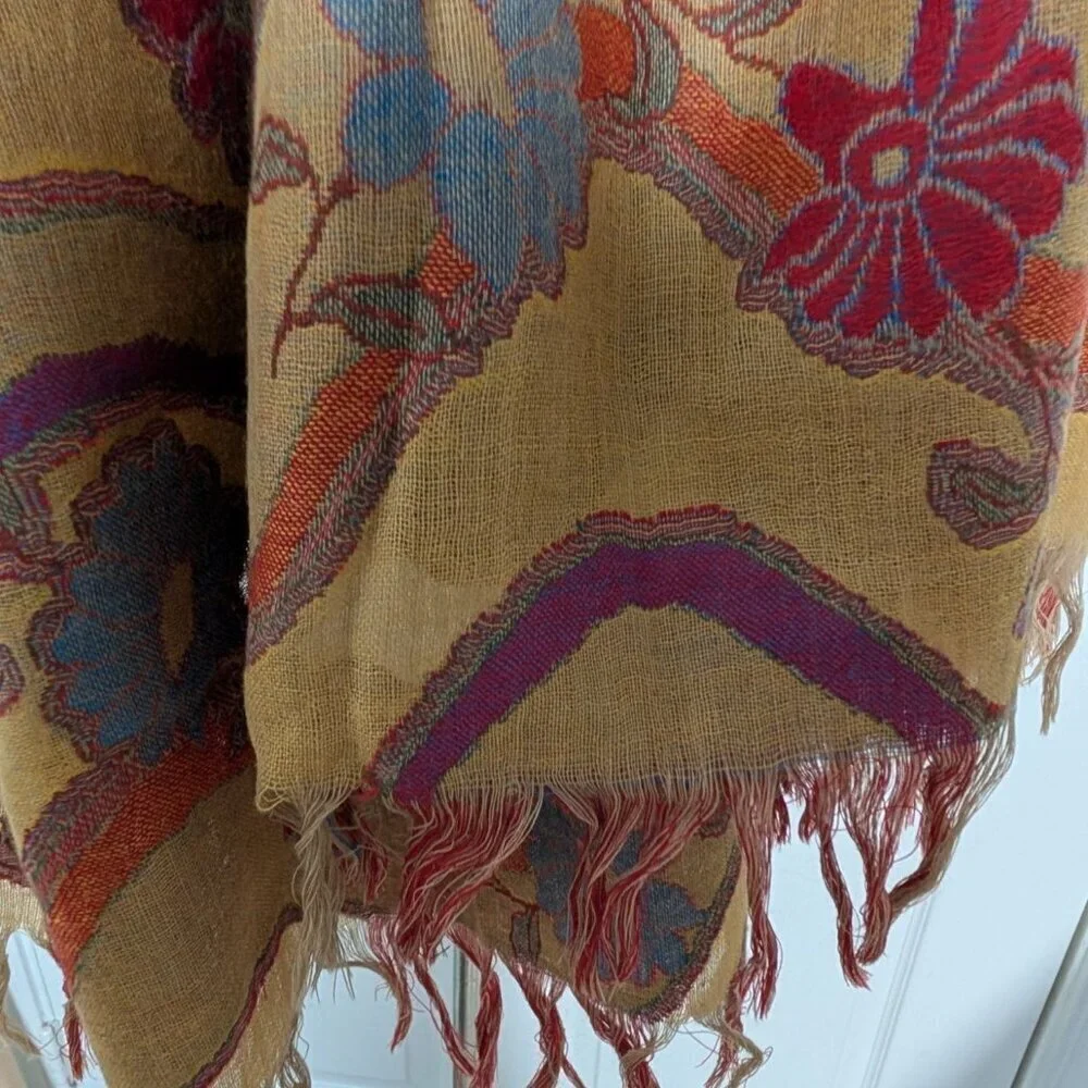 100% Pure New Wool Floral Scarf Beige Fringe Boho Rectangle Lightweight